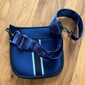 Haute Shore CROSSBODY purse navy silver striped pocket zipper camouflage straps